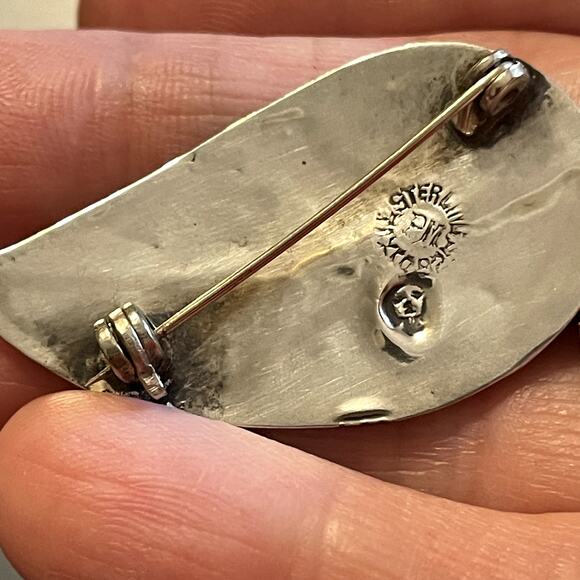 Vintage 60's Sterling Silver Abalone Leaf Brooch - Picture 4 of 4